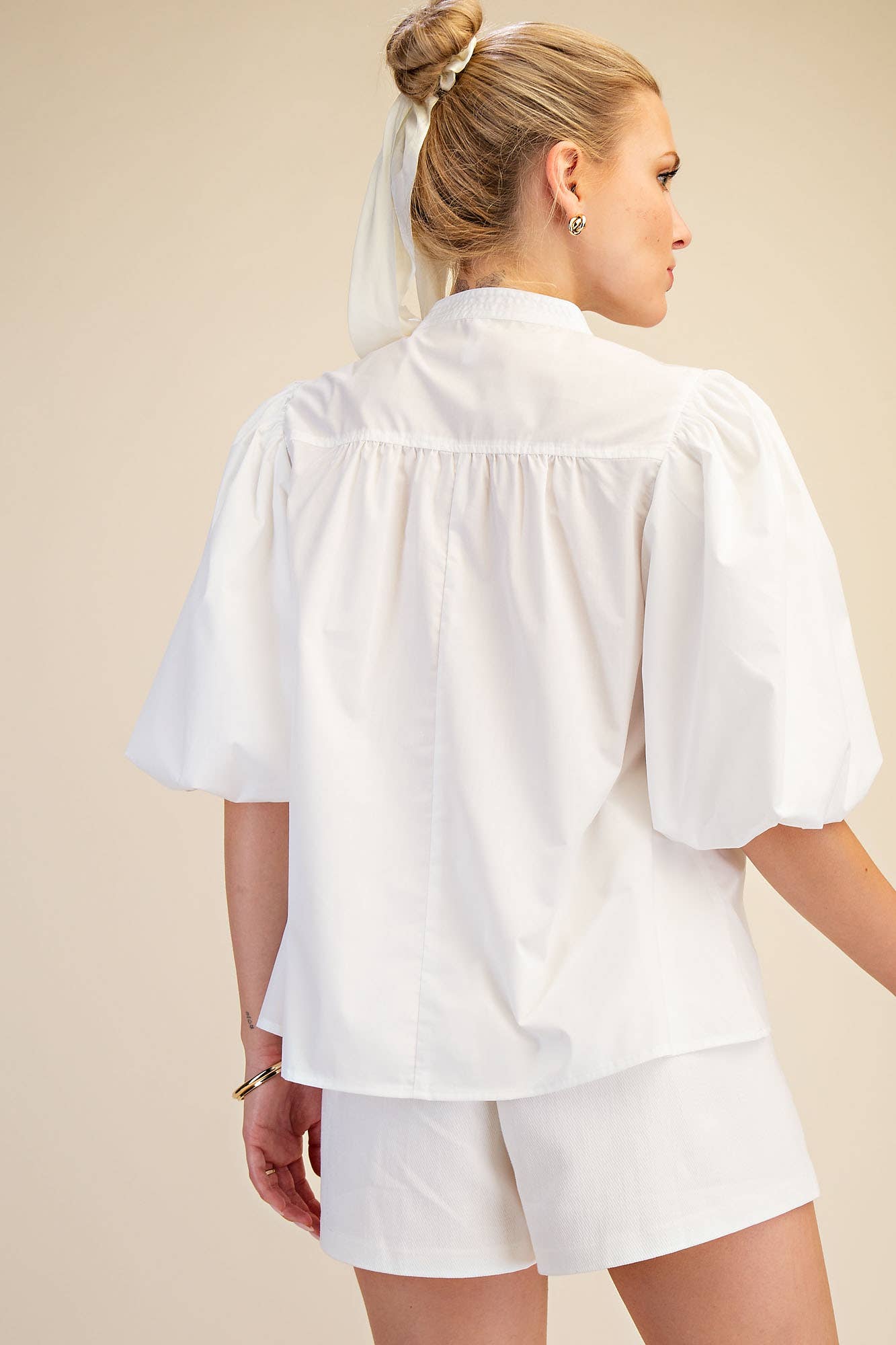 China Collar V-Neck Bubble Sleeve Poplin Top: Butter Yellow