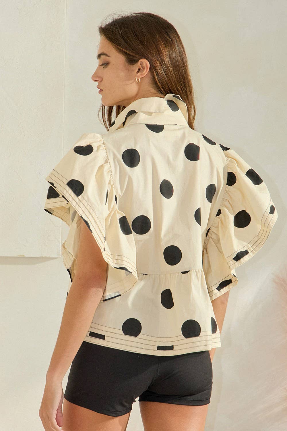 Ruffle Sleeves Pintuck Detail Polka Dot Print top: CREAM/BLACK