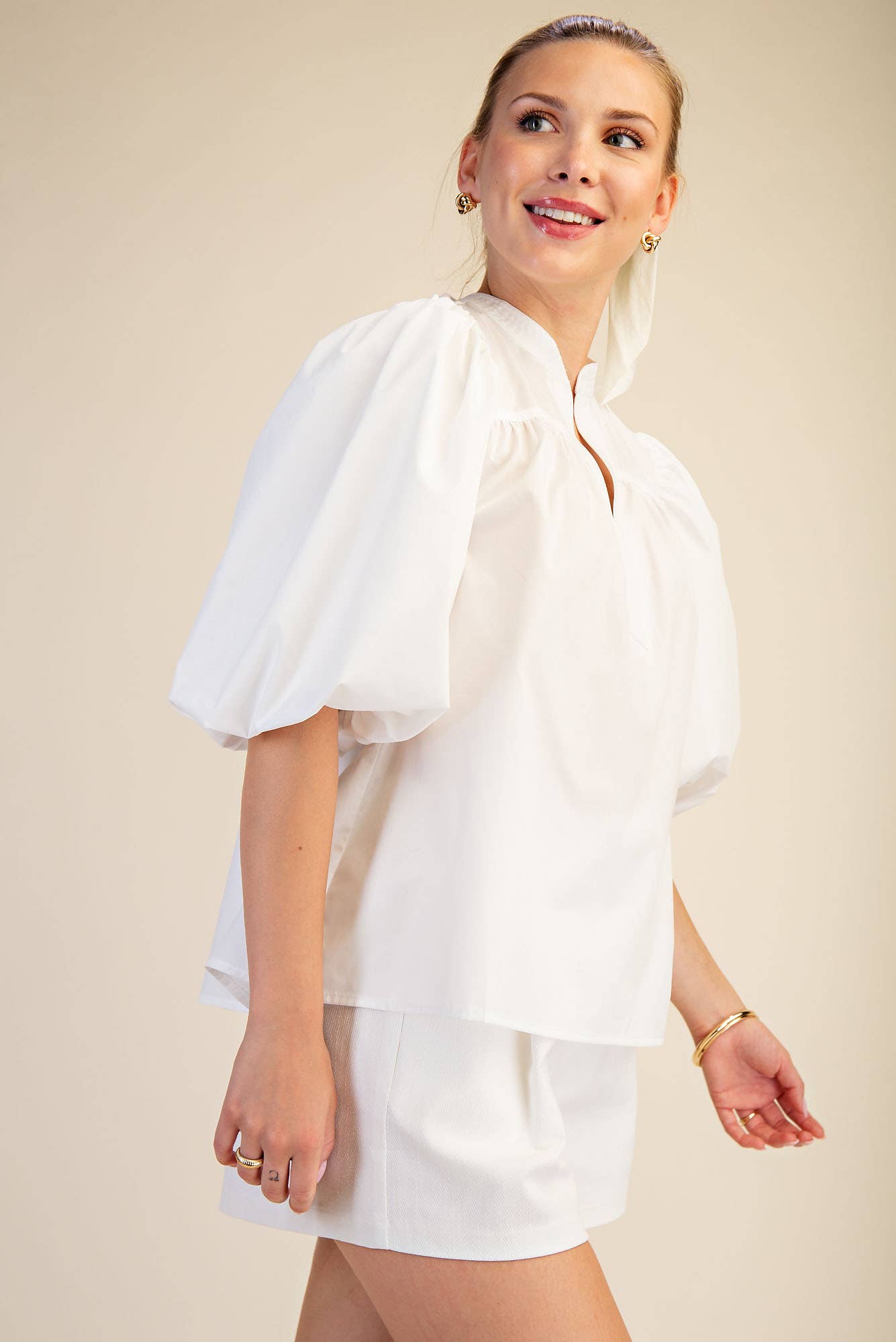 China Collar V-Neck Bubble Sleeve Poplin Top: Butter Yellow