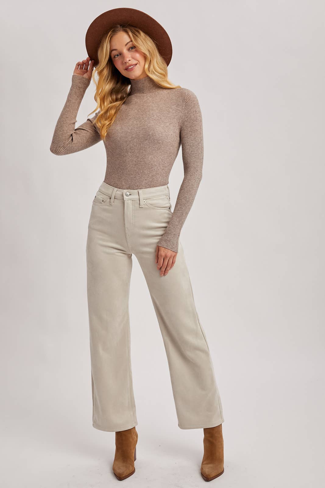 WHOLEGARMENT MOCK NECK RIBBED KNIT TOP: Black / L