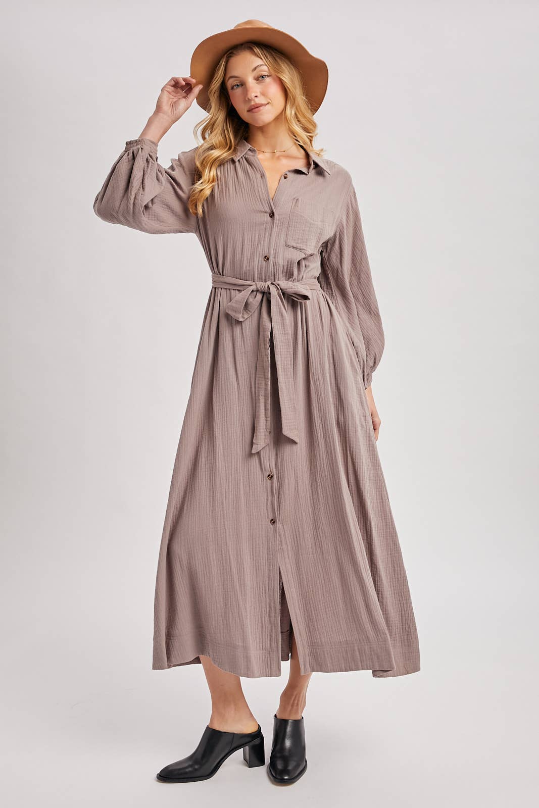 BUBBLE SLEEVE BELTED SHIRTS MIDI DRESS: MUSHROOM