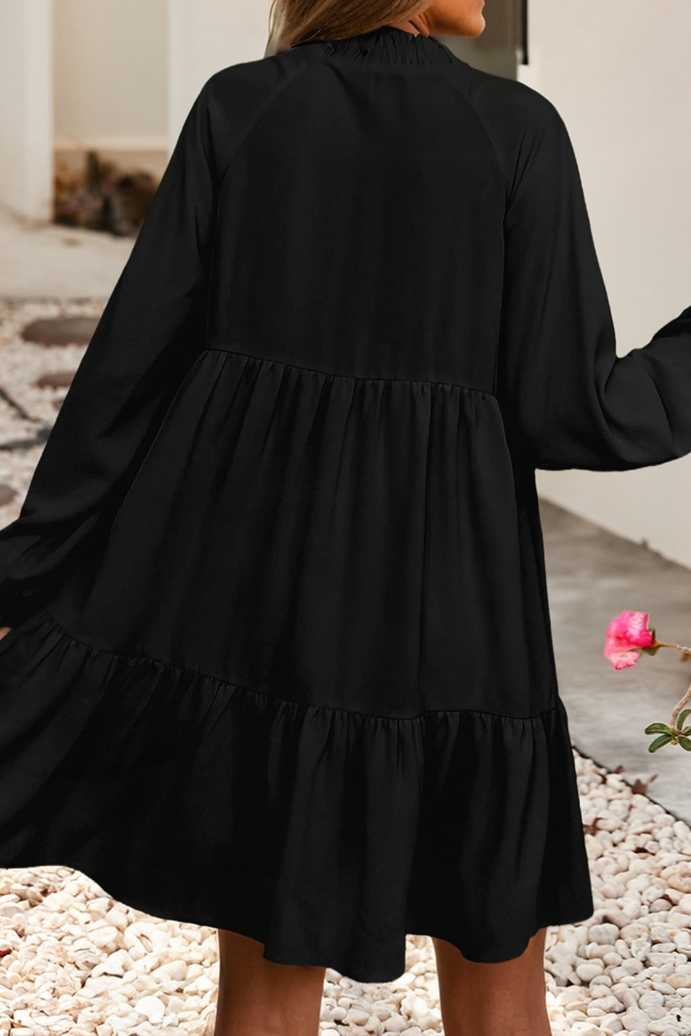 Smocked Detail Long Puff Sleeve Ruffle Hem Loose Dress: Black