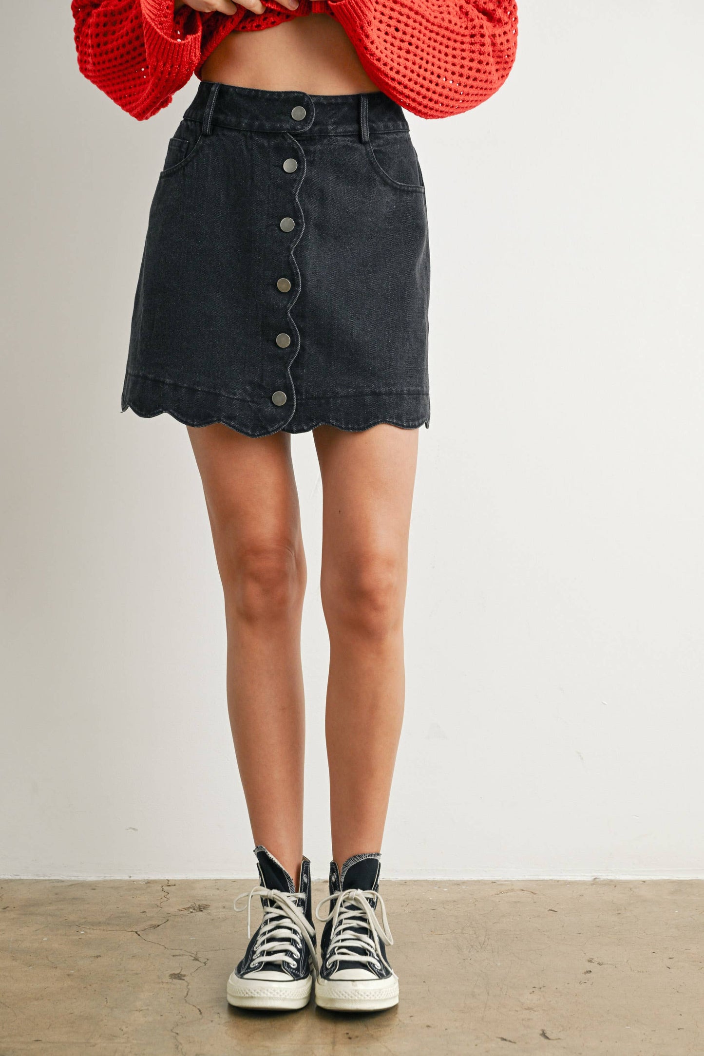 Buttoned Scallop Denim Skirt - DENIM