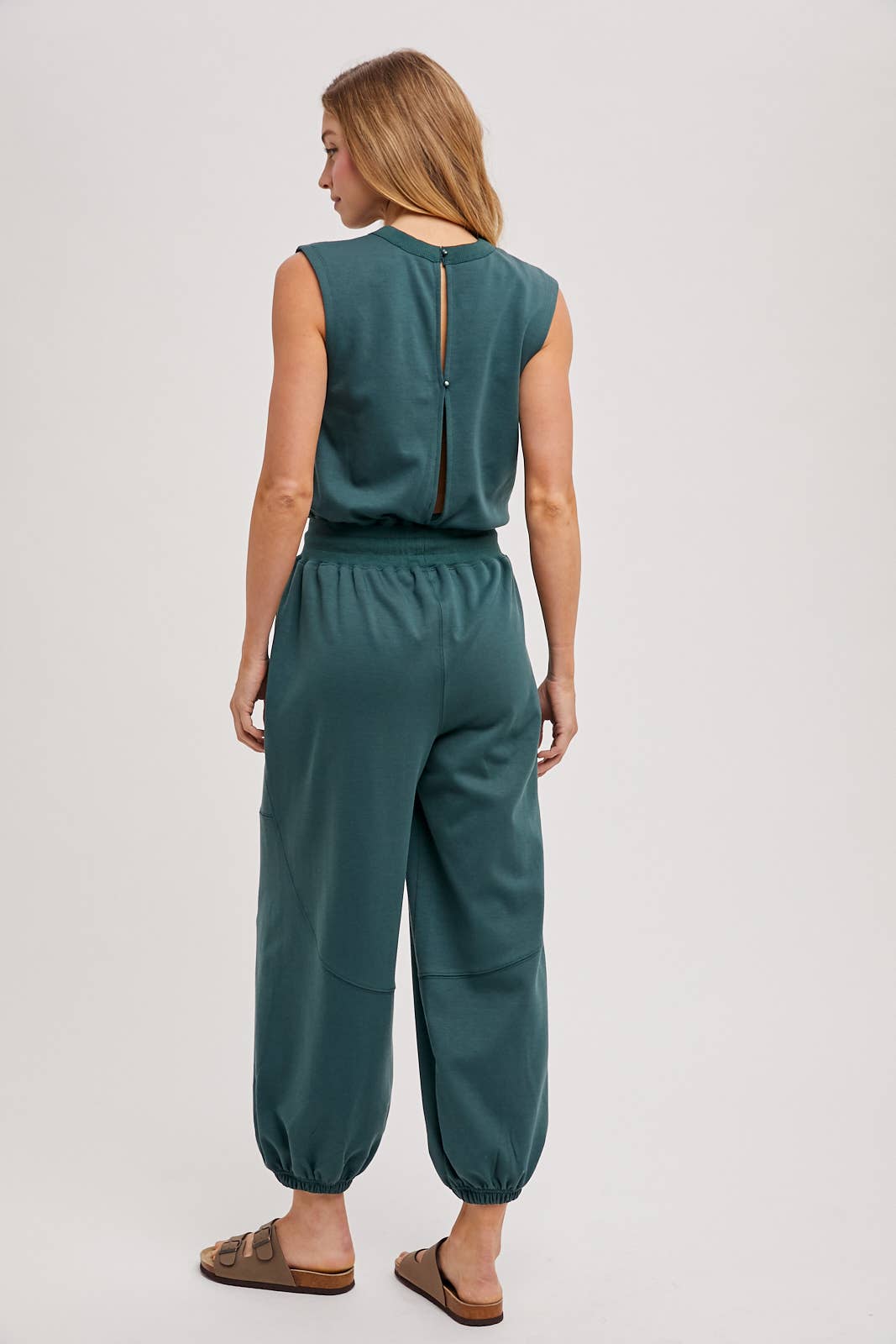 DRAWSTRING WAIST SLEEVELESS KNIT ACTIVE JUMPSUIT: ASH