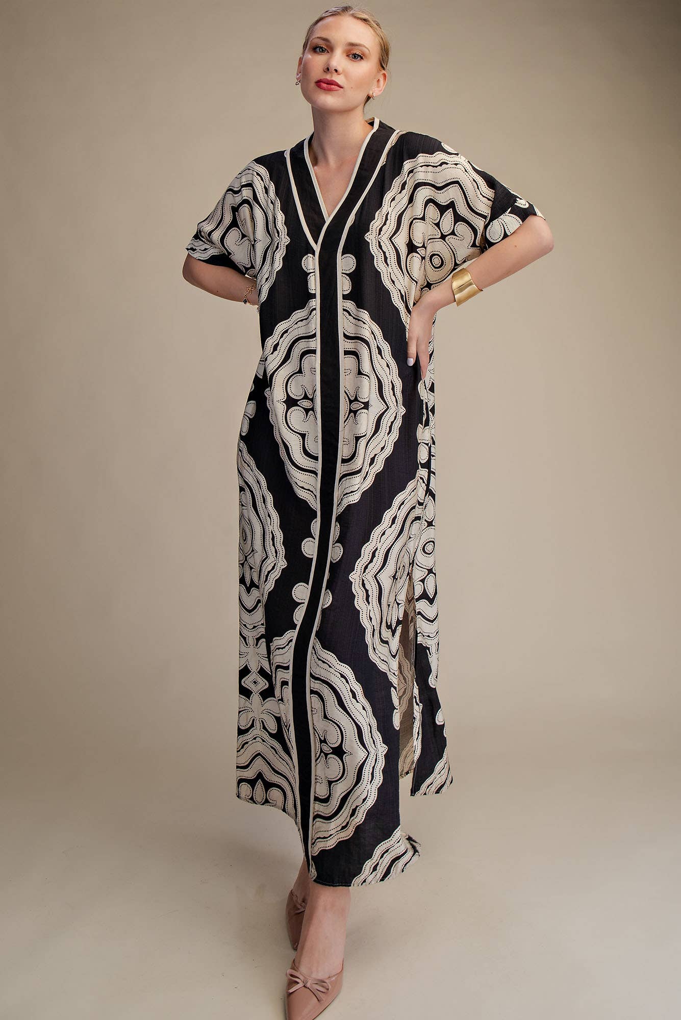 V-Neck Short Sleeve Maxi Print Dress: Blue