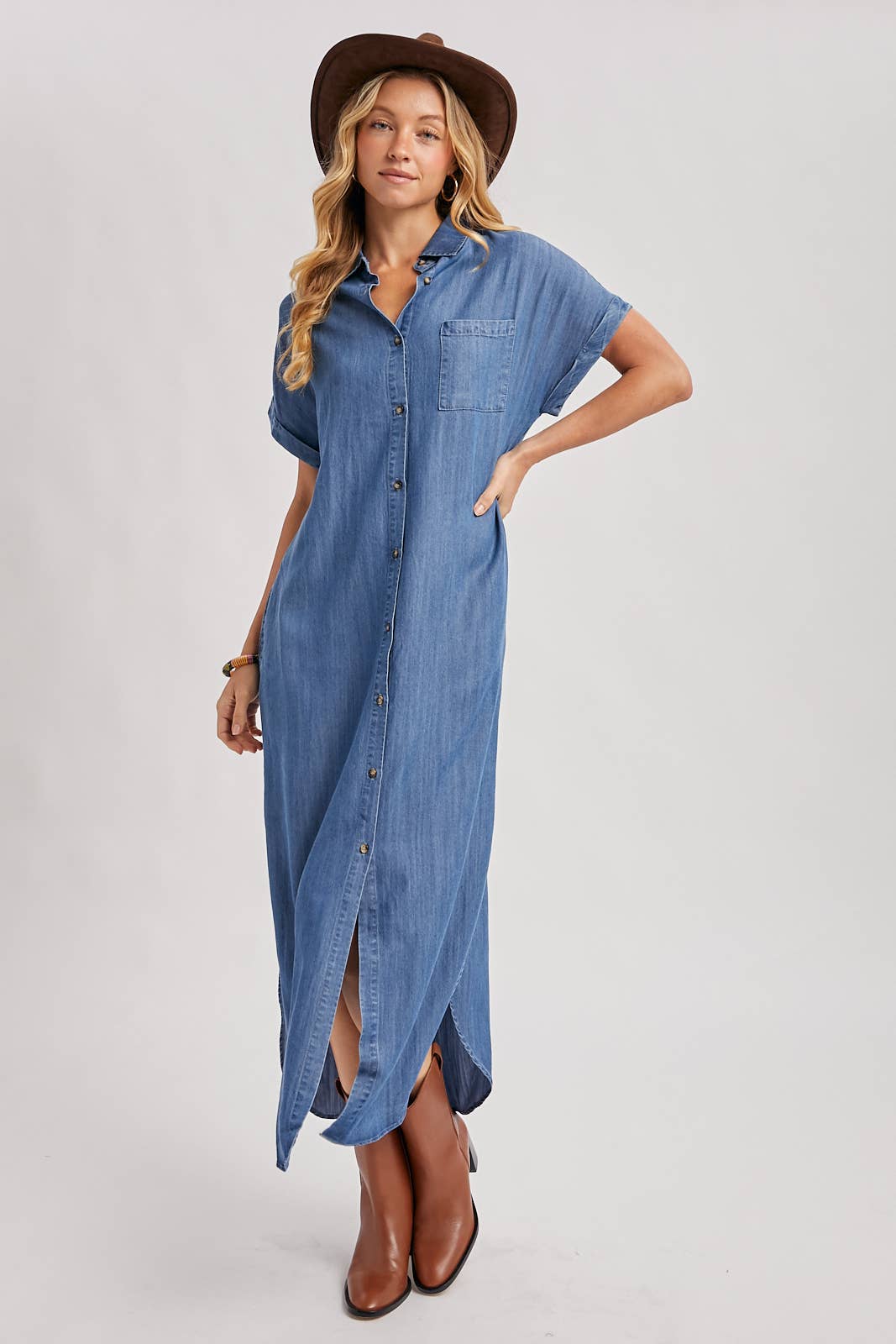 DENIM BUTTON DOWN SIDE SLIT SHIRT MAXI DRESS: LT.WASH