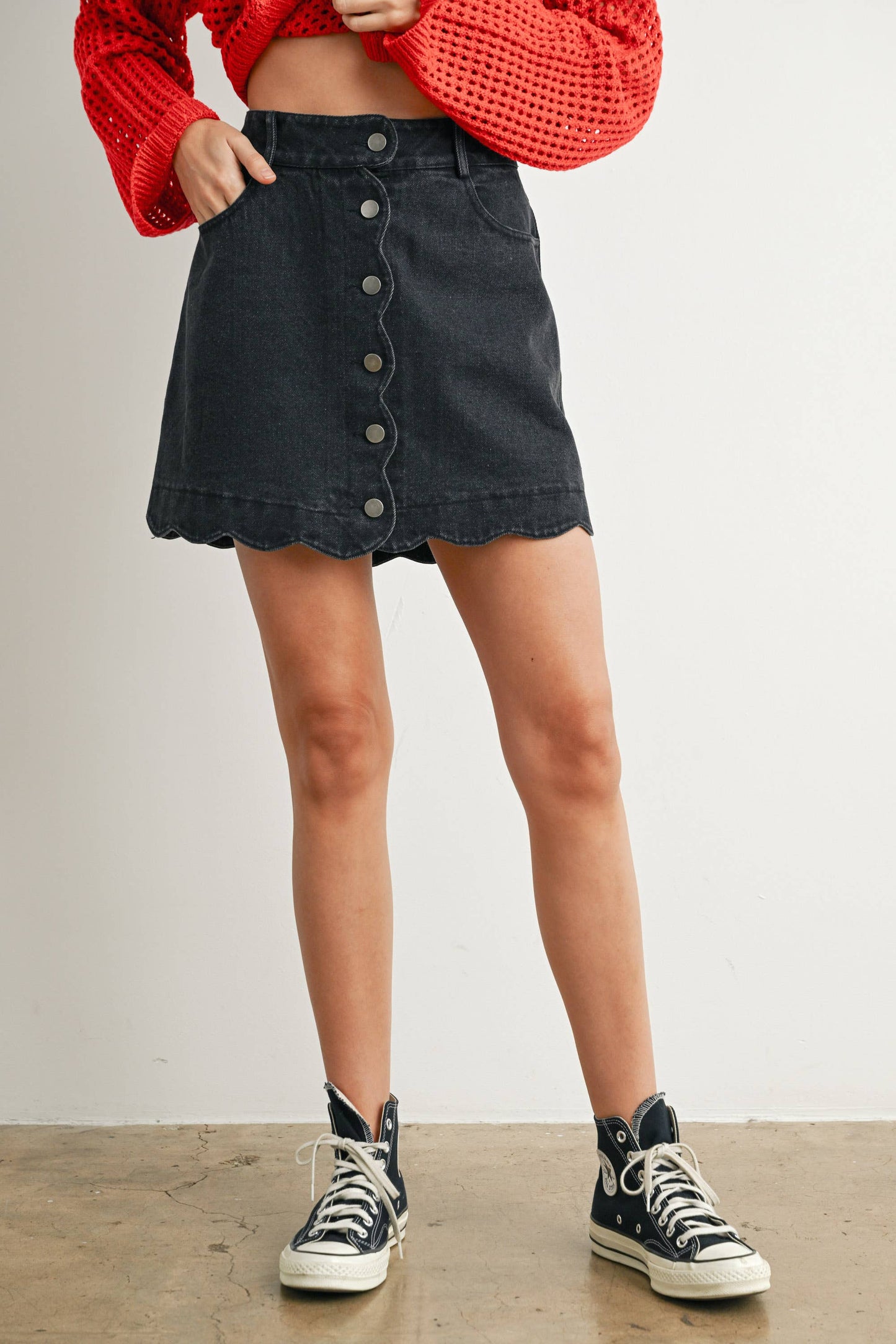 Buttoned Scallop Denim Skirt - DENIM