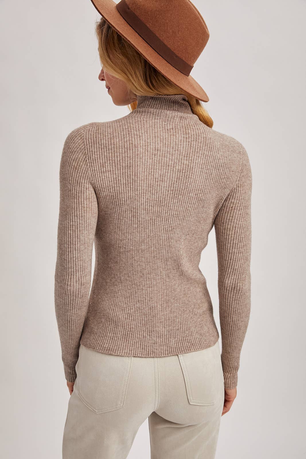 WHOLEGARMENT MOCK NECK RIBBED KNIT TOP: Black / L