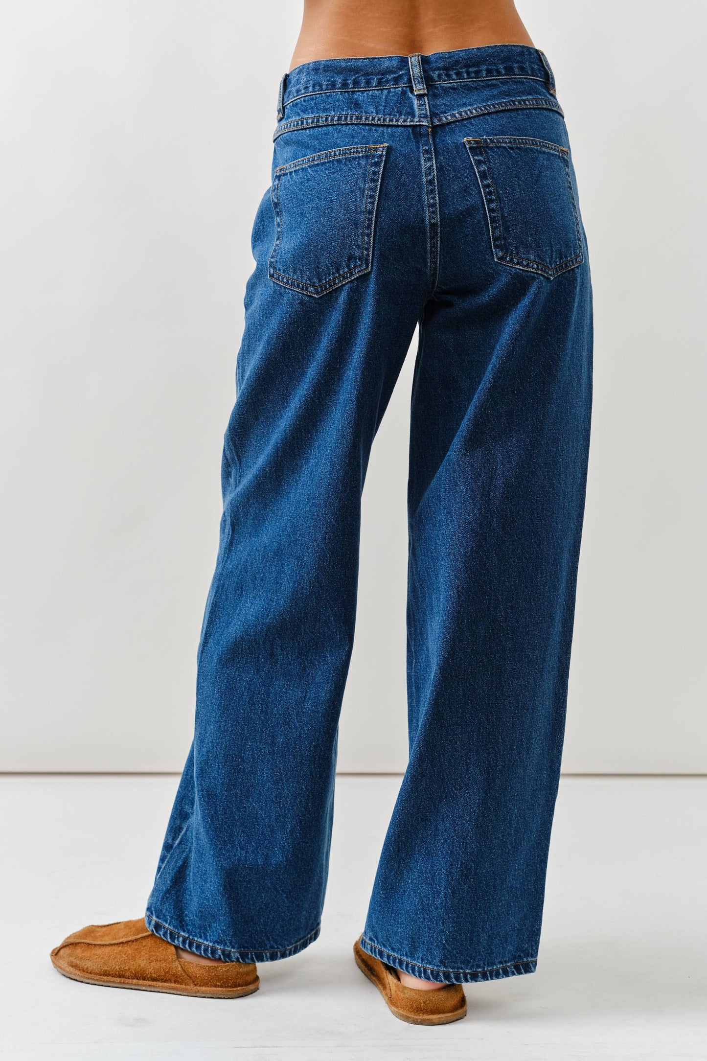 DRAWSTRING WAIST BOTTOM FLY STRAIGHT JEANS: INDIGO DENIM