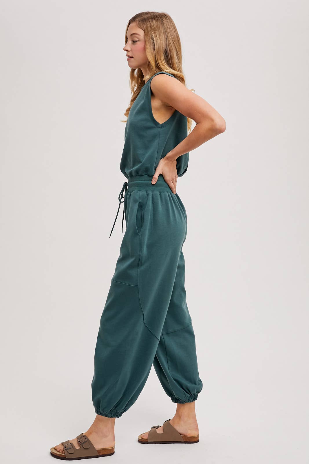 DRAWSTRING WAIST SLEEVELESS KNIT ACTIVE JUMPSUIT: ASH