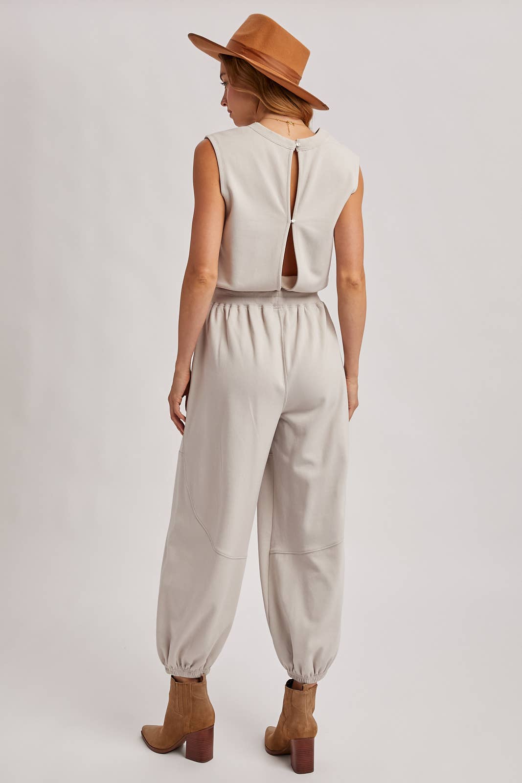 DRAWSTRING WAIST SLEEVELESS KNIT ACTIVE JUMPSUIT: ASH