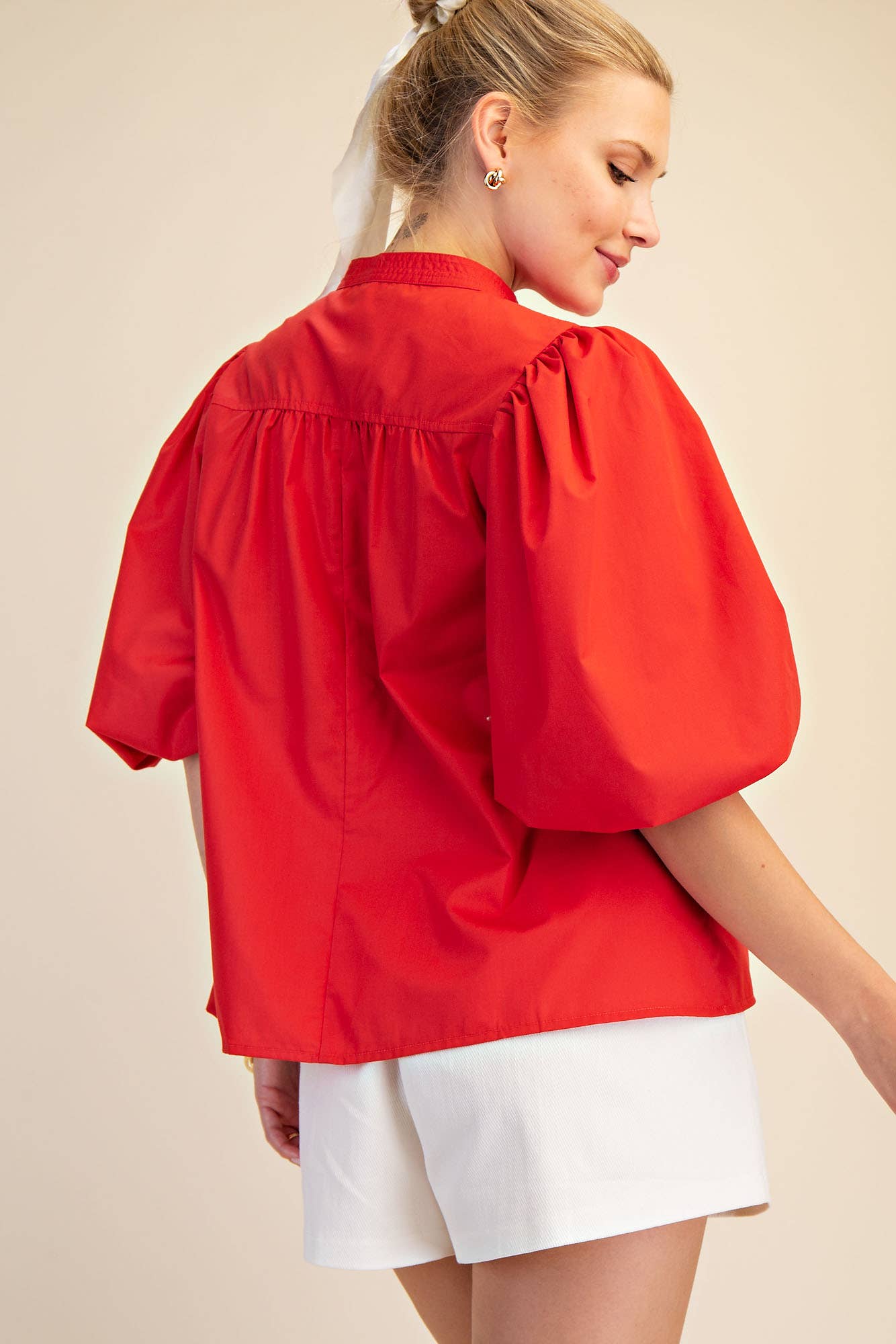 China Collar V-Neck Bubble Sleeve Poplin Top: Butter Yellow