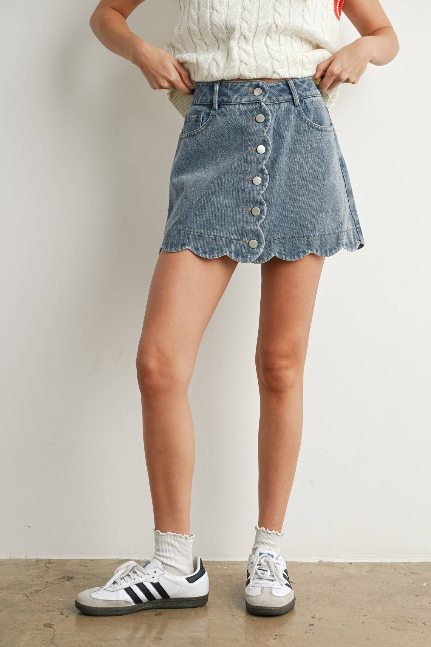 Buttoned Scallop Denim Skirt - DENIM