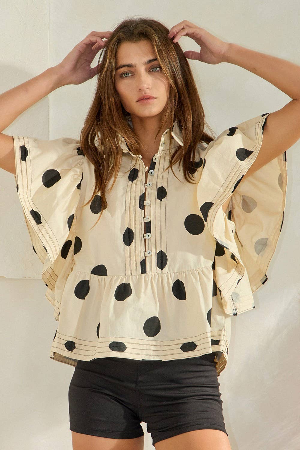 Ruffle Sleeves Pintuck Detail Polka Dot Print top: CREAM/BLACK