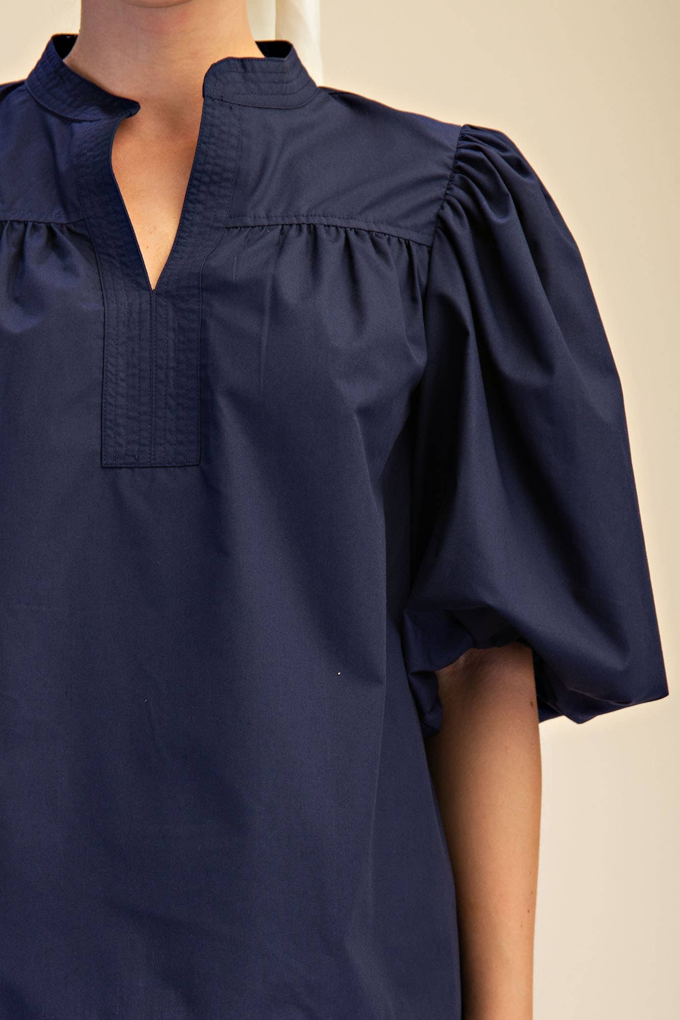 China Collar V-Neck Bubble Sleeve Poplin Top: Butter Yellow